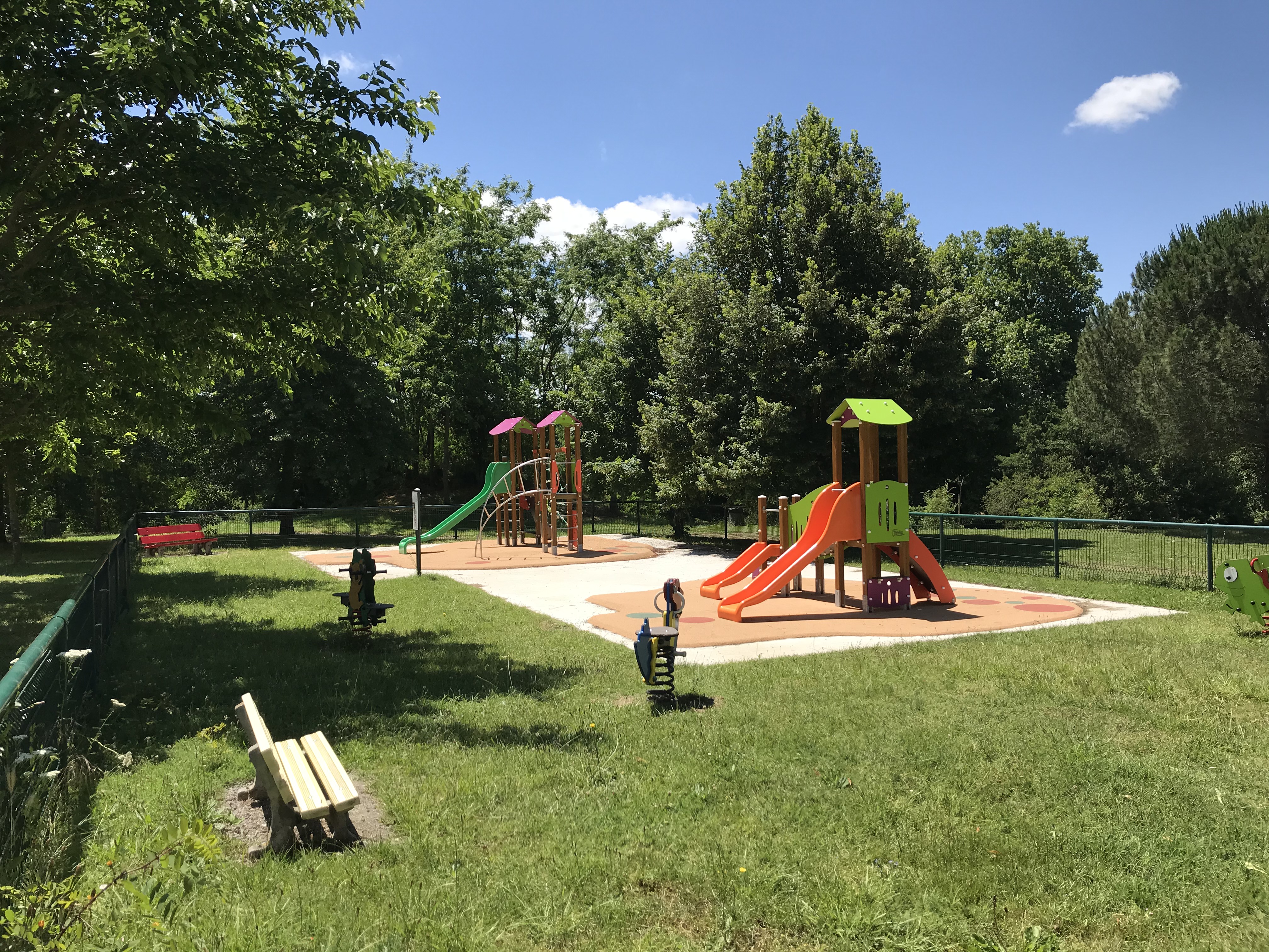 Aire de jeux pour les jeunes enfants